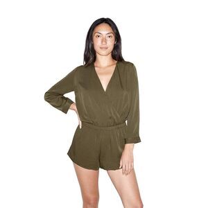 ✨American Apparel Womens Viscose 3/4 Sleeve Crossfront Army Sz Large Romper✨